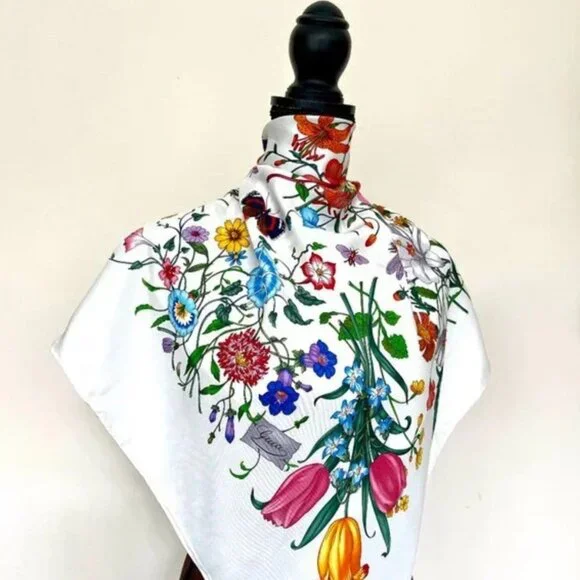 GUCCI SILK SCARF FLOWER PRINT GG LOGO FLORAL WHITE MULTICOLOR WRAP - Picture 4 of 11